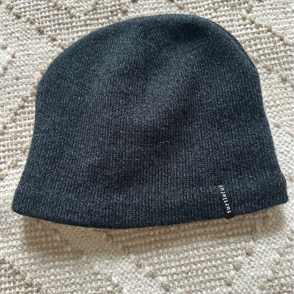Turtle fur men’s beanie hat.
